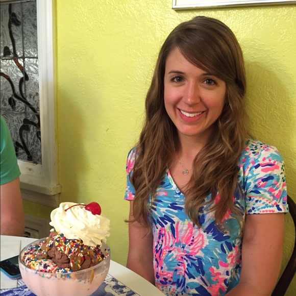 Meet your Posher, Christine - Picture 1 of 1